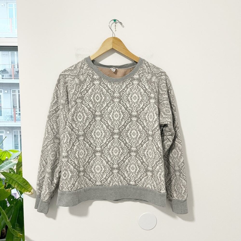 J. Crew Gray & White Print Sweater Size Large